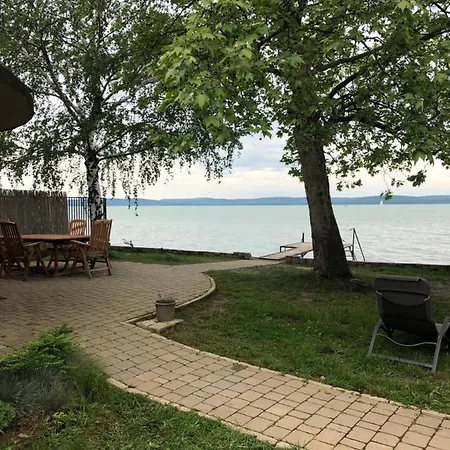 Tópartiház Casa vacanze