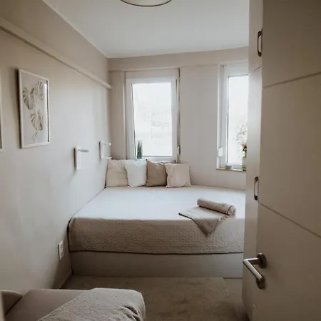 Topartihaz Holiday home Balatonszarszo