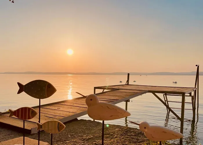 בית נופש Topartihaz באלאטונסארסו