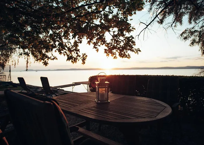 Сasa de vacaciones Tópartiház