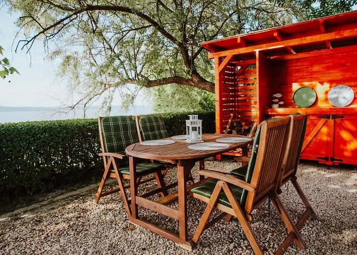 Semesterbostad Topartihaz Balatonszarszo