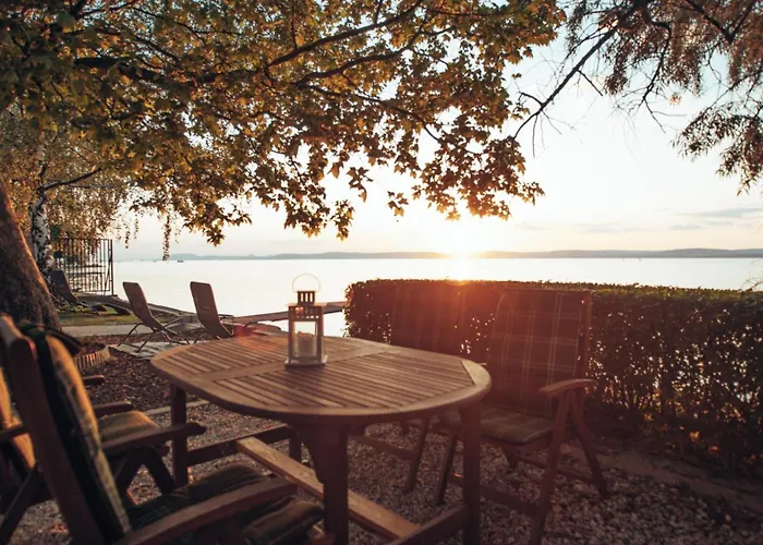 Tópartiház Balatonszarszo